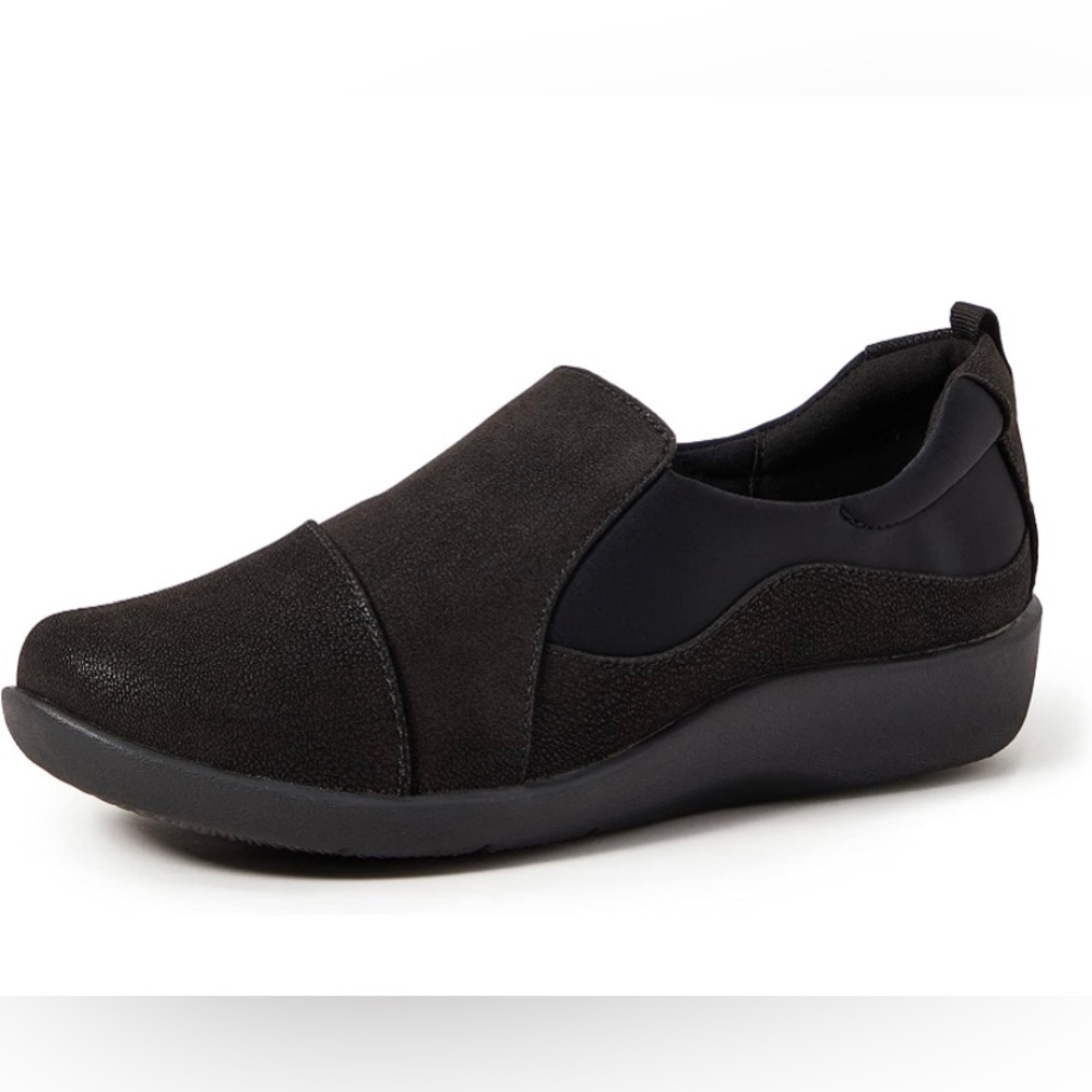 Clarks Women's CloudSteppers Sillian Paz Slip-On Loafer
